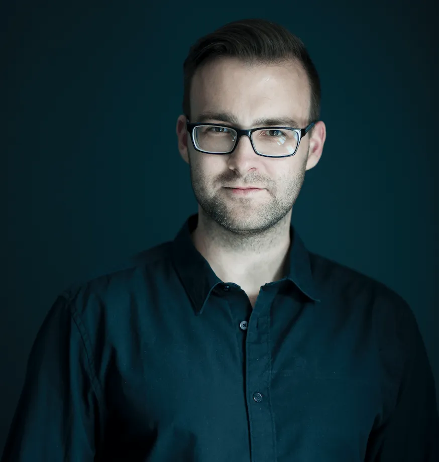 Prof. Adam Slabon